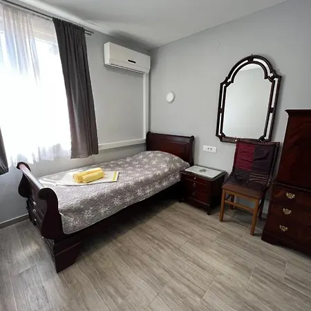 Bed & Breakfast Casa Dela - *